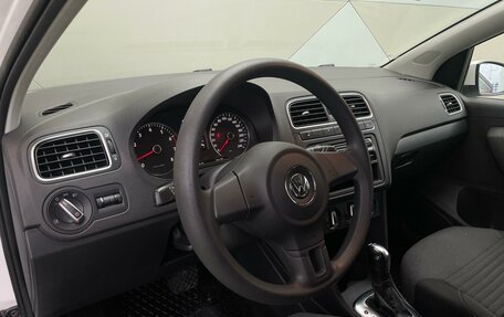 Volkswagen Polo VI (EU Market), 2014 год, 895 000 рублей, 9 фотография