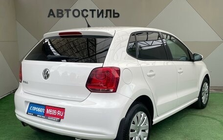 Volkswagen Polo VI (EU Market), 2014 год, 895 000 рублей, 2 фотография