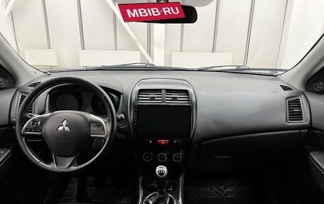 Mitsubishi ASX I рестайлинг, 2013 год, 1 360 000 рублей, 13 фотография