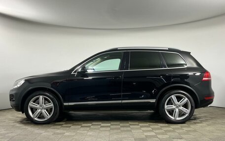 Volkswagen Touareg III, 2011 год, 2 099 000 рублей, 3 фотография