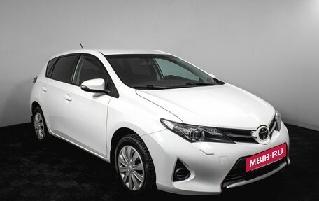 Toyota Auris II, 2013 год, 1 300 000 рублей, 3 фотография