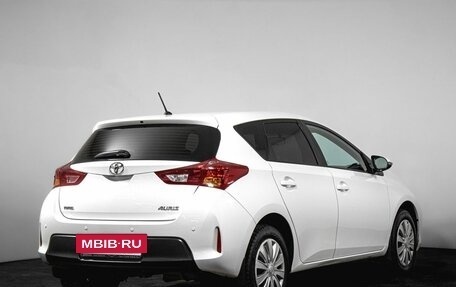 Toyota Auris II, 2013 год, 1 300 000 рублей, 5 фотография