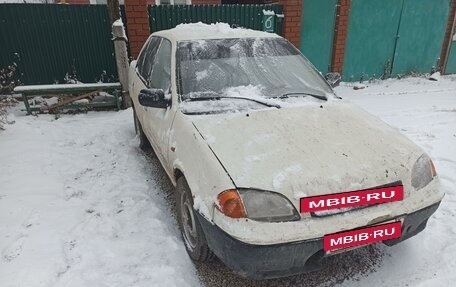 Suzuki Swift II, 1997 год, 133 000 рублей, 2 фотография