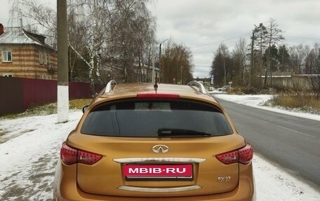 Infiniti FX II, 2010 год, 1 870 000 рублей, 1 фотография