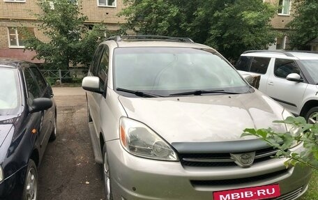 Toyota Sienna II рестайлинг, 2003 год, 1 420 000 рублей, 2 фотография