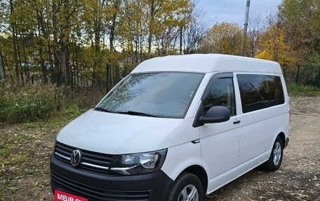 Volkswagen Transporter T6 рестайлинг, 2018 год, 2 650 000 рублей, 2 фотография