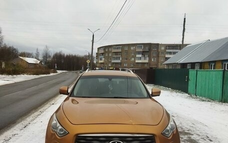 Infiniti FX II, 2010 год, 1 870 000 рублей, 3 фотография