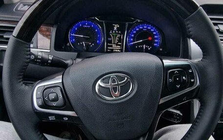 Toyota Camry, 2016 год, 2 440 000 рублей, 2 фотография