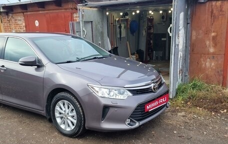 Toyota Camry, 2016 год, 2 440 000 рублей, 4 фотография