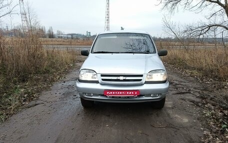 Chevrolet Niva I рестайлинг, 2003 год, 280 000 рублей, 2 фотография