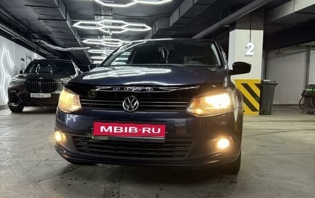 Volkswagen Polo VI (EU Market), 2014 год, 960 000 рублей, 1 фотография