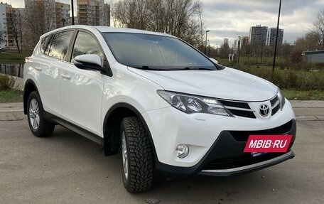 Toyota RAV4, 2013 год, 2 300 000 рублей, 2 фотография