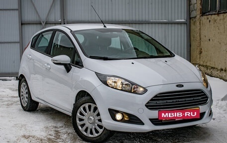 Ford Fiesta, 2015 год, 1 290 000 рублей, 6 фотография