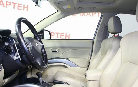 Mitsubishi Outlander III рестайлинг 3, 2008 год, 1 366 000 рублей, 9 фотография