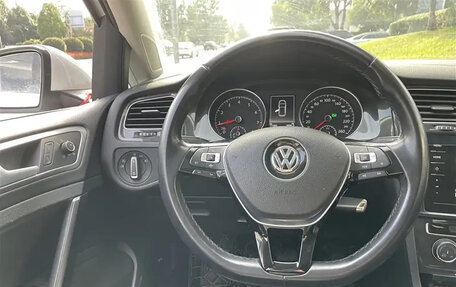 Volkswagen Golf VII, 2020 год, 1 660 000 рублей, 17 фотография