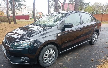 Volkswagen Polo VI (EU Market), 2012 год, 805 000 рублей, 2 фотография