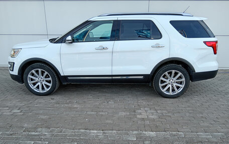 Ford Explorer VI, 2016 год, 2 900 000 рублей, 12 фотография