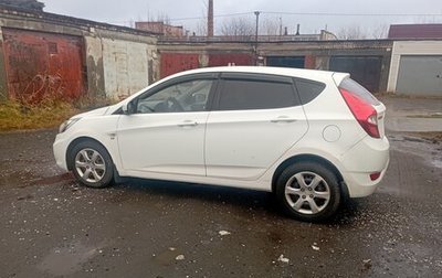 Hyundai Solaris II рестайлинг, 2011 год, 600 000 рублей, 1 фотография