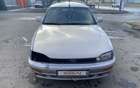 Toyota Camry, 1992 год, 155 555 рублей, 1 фотография