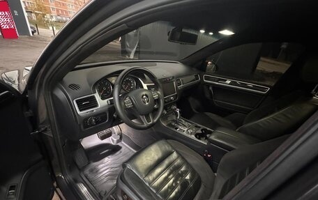 Volkswagen Touareg III, 2011 год, 2 550 000 рублей, 14 фотография