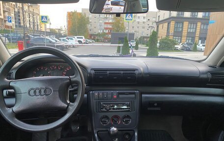 Audi A4, 1995 год, 390 000 рублей, 7 фотография