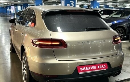 Porsche Macan I рестайлинг, 2014 год, 3 500 000 рублей, 2 фотография