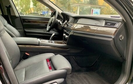 BMW 7 серия, 2013 год, 1 600 000 рублей, 16 фотография