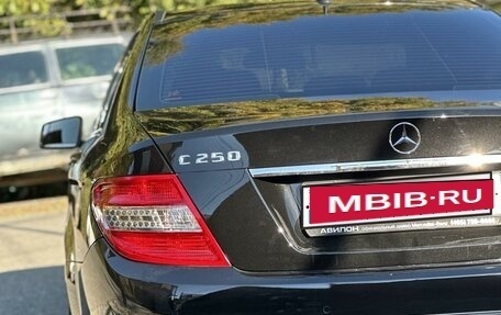 Mercedes-Benz C-Класс, 2009 год, 1 200 000 рублей, 21 фотография