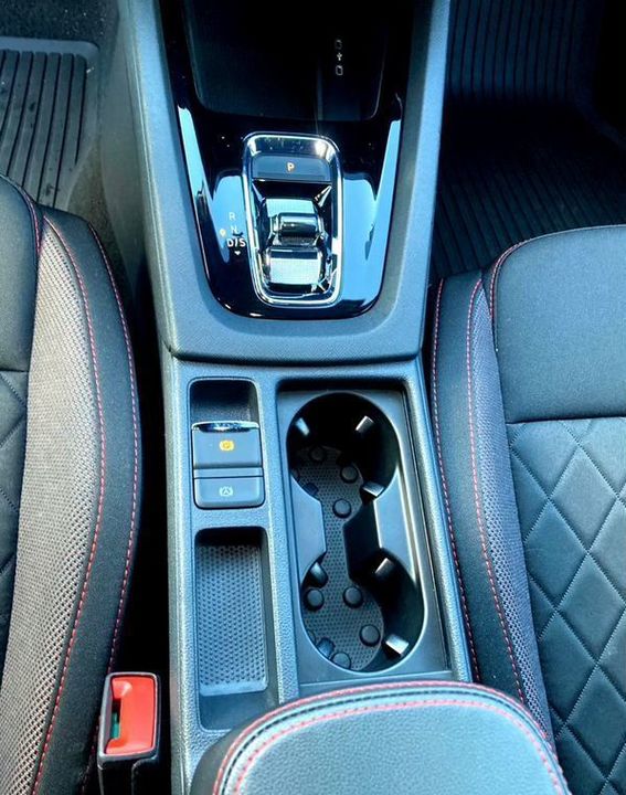 Skoda Octavia RS, 2023 год, 2 350 000 рублей, 18 фотография
