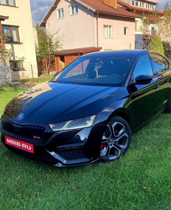 Skoda Octavia RS, 2023 год, 2 350 000 рублей, 12 фотография