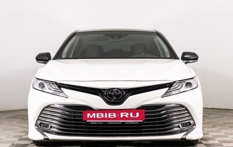 Toyota Camry, 2021 год, 3 349 000 рублей, 2 фотография