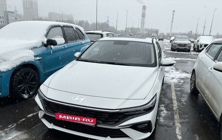 Hyundai Elantra, 2023 год, 2 430 000 рублей, 6 фотография