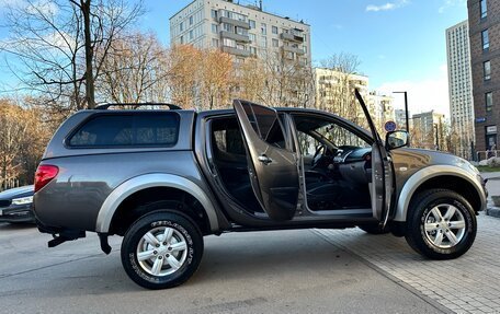 Mitsubishi L200 IV рестайлинг, 2012 год, 1 649 000 рублей, 24 фотография