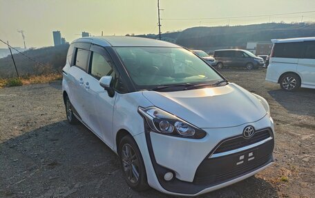 Toyota Sienta II, 2017 год, 1 590 000 рублей, 3 фотография