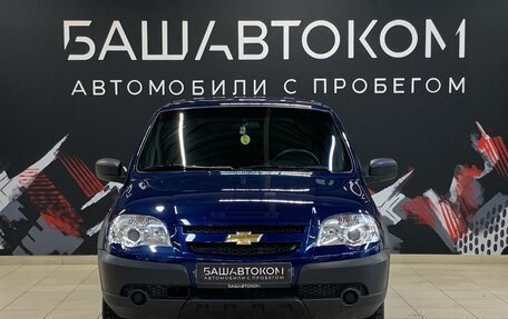 Chevrolet Niva I рестайлинг, 2017 год, 880 000 рублей, 5 фотография