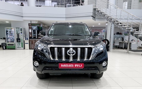 Toyota Land Cruiser Prado 150 рестайлинг 2, 2017 год, 4 550 000 рублей, 2 фотография