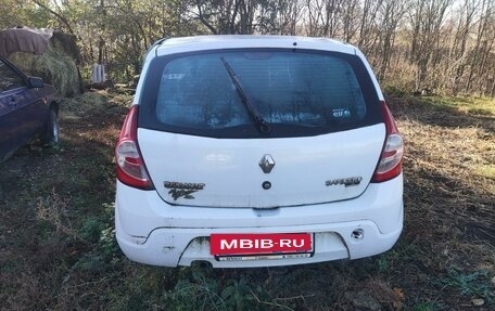 Renault Sandero I, 2014 год, 210 000 рублей, 2 фотография