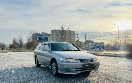 Toyota Camry, 1997 год, 699 000 рублей, 4 фотография