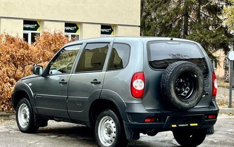 Chevrolet Niva I рестайлинг, 2020 год, 995 000 рублей, 6 фотография