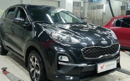 KIA Sportage IV рестайлинг, 2020 год, 2 273 000 рублей, 2 фотография