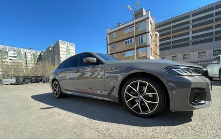 BMW 5 серия, 2020 год, 4 950 000 рублей, 2 фотография