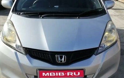 Honda Fit III, 2011 год, 810 000 рублей, 1 фотография