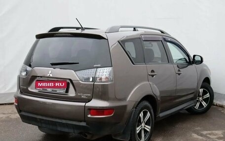 Mitsubishi Outlander III рестайлинг 3, 2011 год, 1 349 000 рублей, 4 фотография