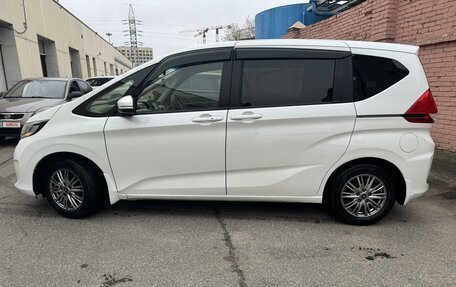 Honda Freed II, 2019 год, 1 850 000 рублей, 4 фотография