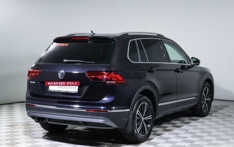 Volkswagen Tiguan II, 2018 год, 2 520 000 рублей, 5 фотография