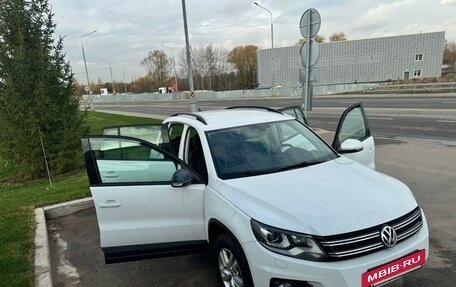 Volkswagen Tiguan I, 2014 год, 2 250 000 рублей, 2 фотография