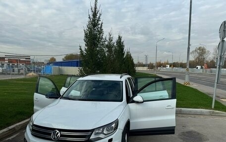 Volkswagen Tiguan I, 2014 год, 2 250 000 рублей, 3 фотография