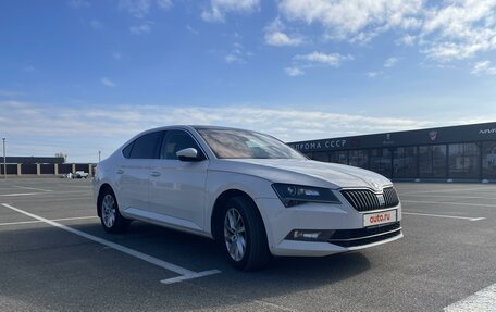 Skoda Superb III рестайлинг, 2015 год, 1 550 000 рублей, 4 фотография