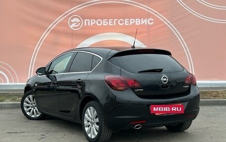 Opel Astra J, 2011 год, 820 000 рублей, 7 фотография