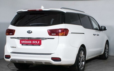 KIA Carnival III, 2019 год, 3 098 000 рублей, 4 фотография